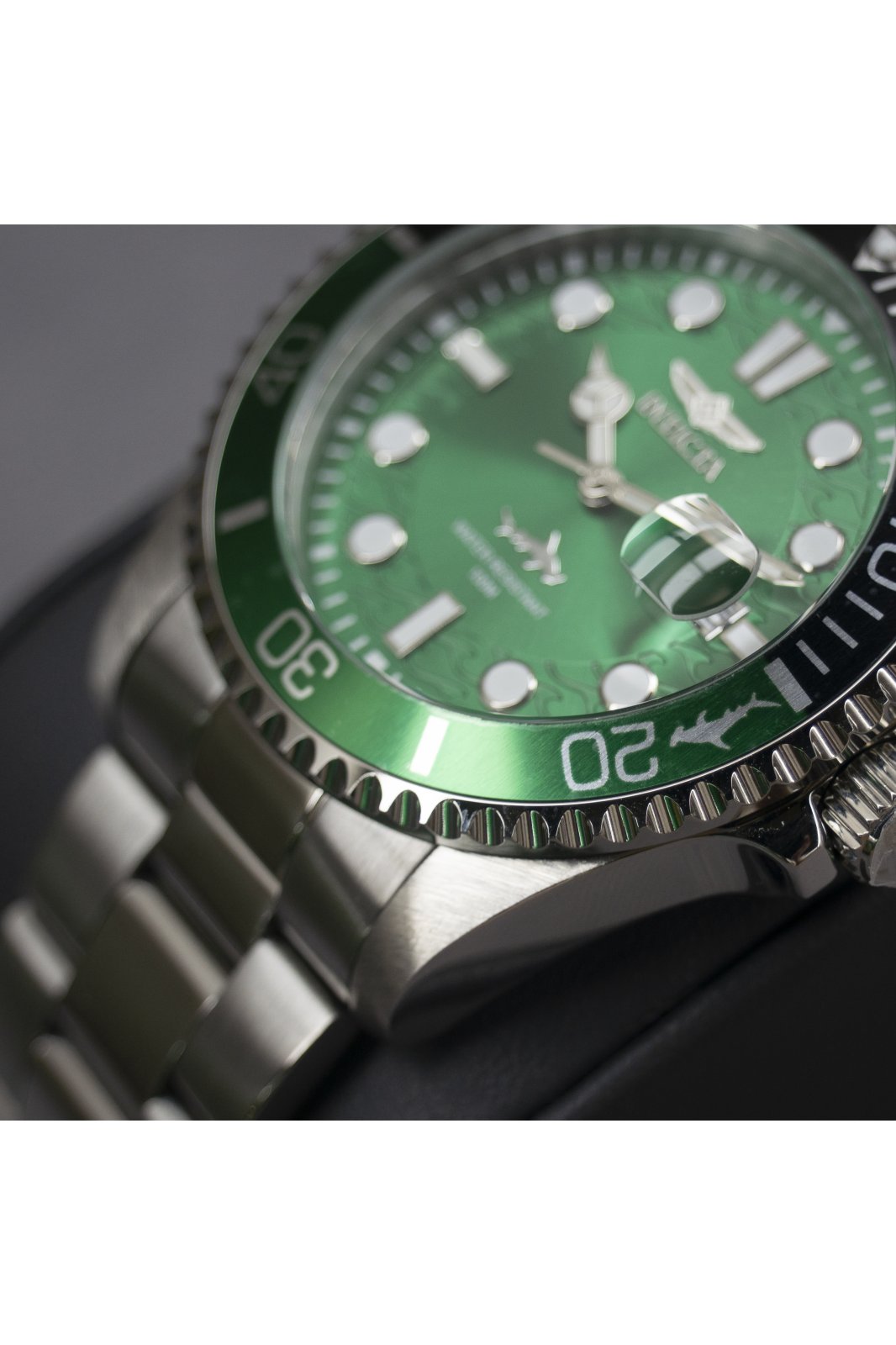 Invicta Pro Diver 30808 Reloj de Hombre - Movimiento de Cuarzo - Acero Inoxidable con Esfera Verde - 43 mm