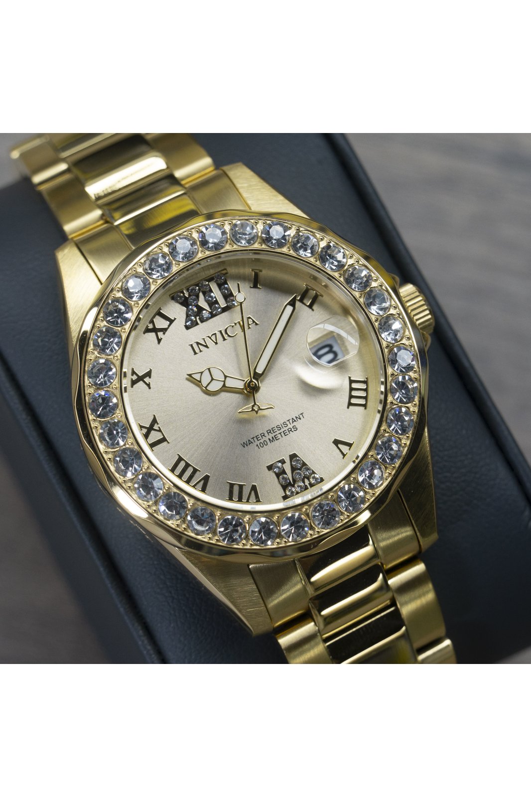Invicta Pro Diver 15252 Women's Watch - Quartz Movement - Stainless Steel with Gold Dial - 38 mm