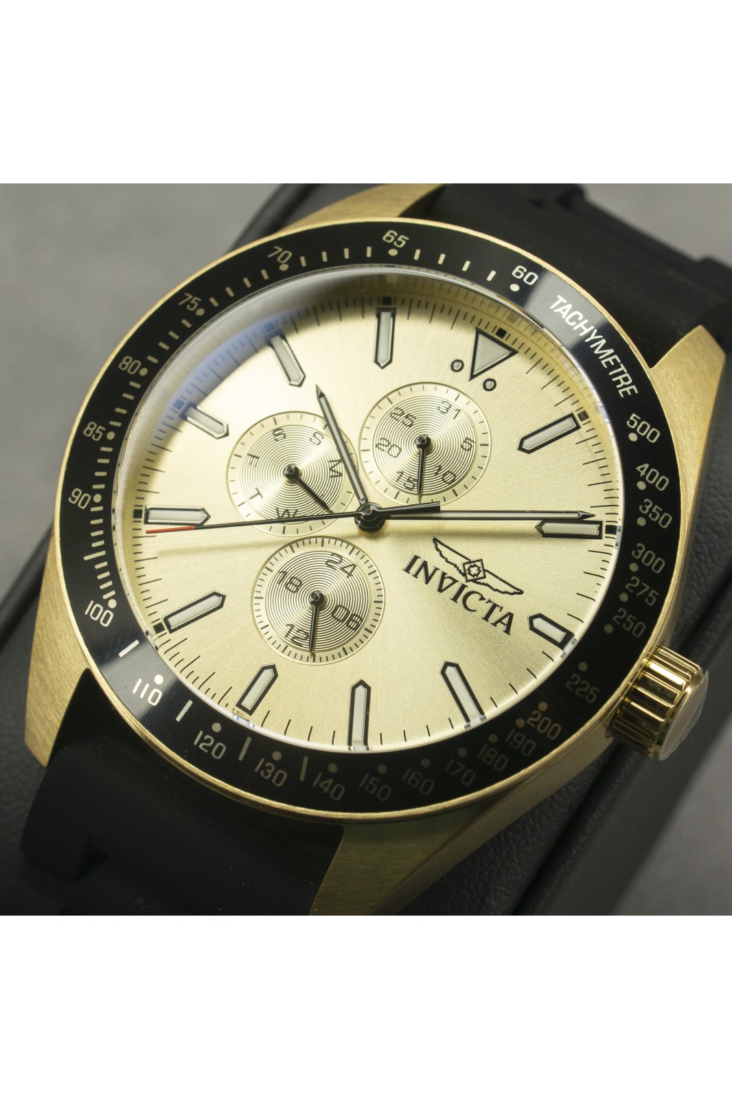 Invicta Aviator 38405 Ceas de bărbați - Mecanism Quartz - Oțel inoxidabil cu cadran auriu - 45 mm