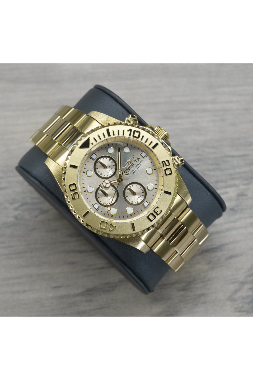 Invicta Pro Diver 1774 Reloj para Hombre - Movimiento de Cuarzo - Acero Inoxidable con Esfera Dorada - 43 mm