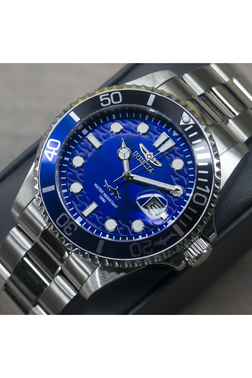 Invicta Pro Diver 44716 Moška ura - Quartz mehanizem - Nerjaveče jeklo z modrim številčnico - 43 mm