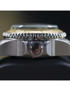Invicta Hydromax 44746 Reloj de Hombre - Movimiento de Cuarzo - Acero Inoxidable con Esfera Dorada - 52 mm