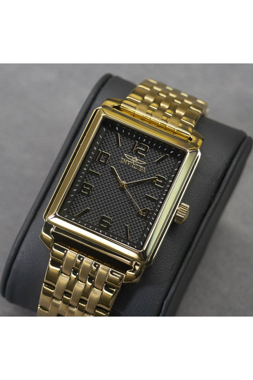 Invicta Vintage 46660 Men's Quartz Watch - 33 mm