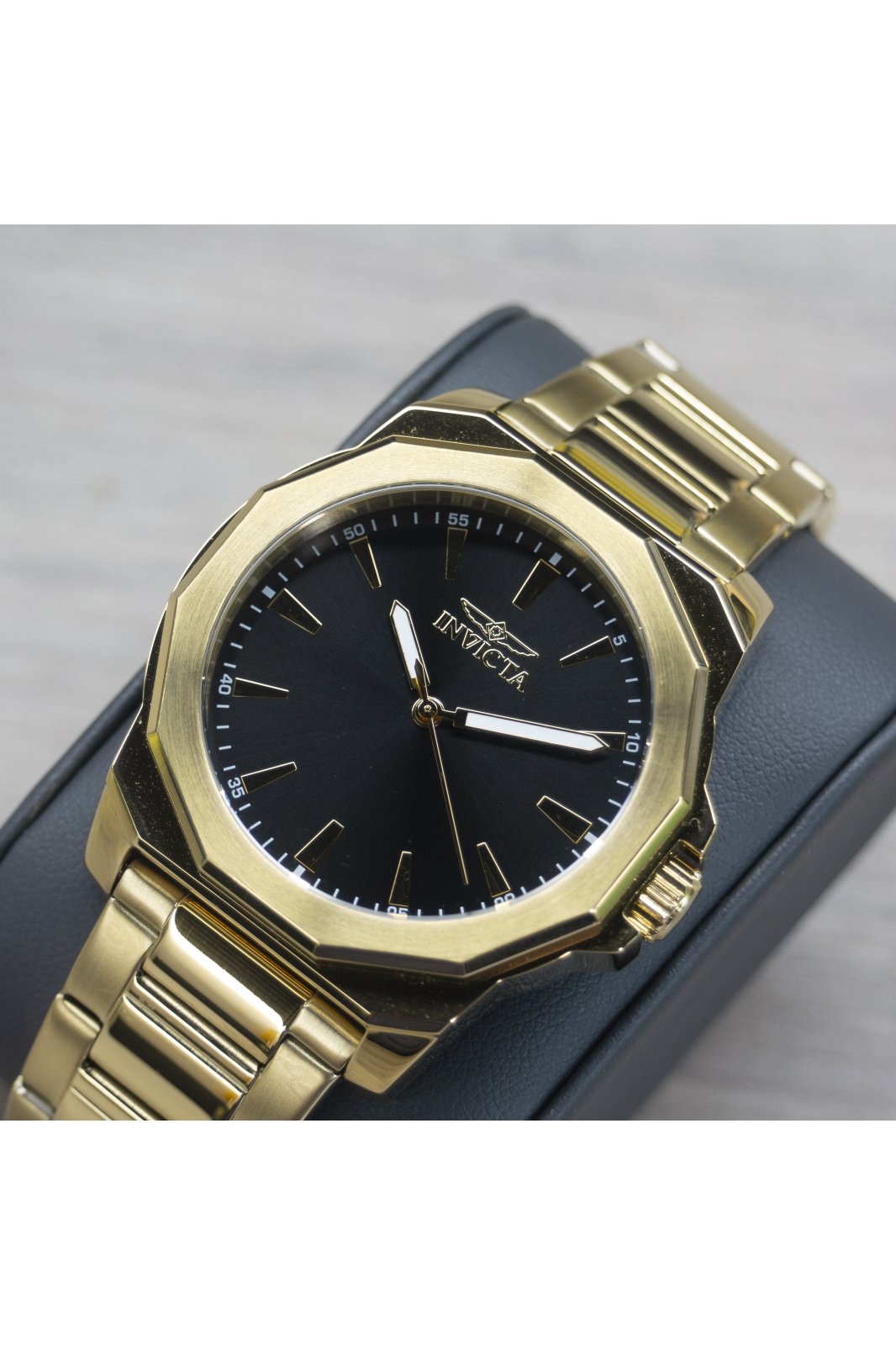 Invicta Speedway 46839 Relógio Masculino - Movimento Quartz - Aço Inoxidável com Mostrador Preto - 42 mm