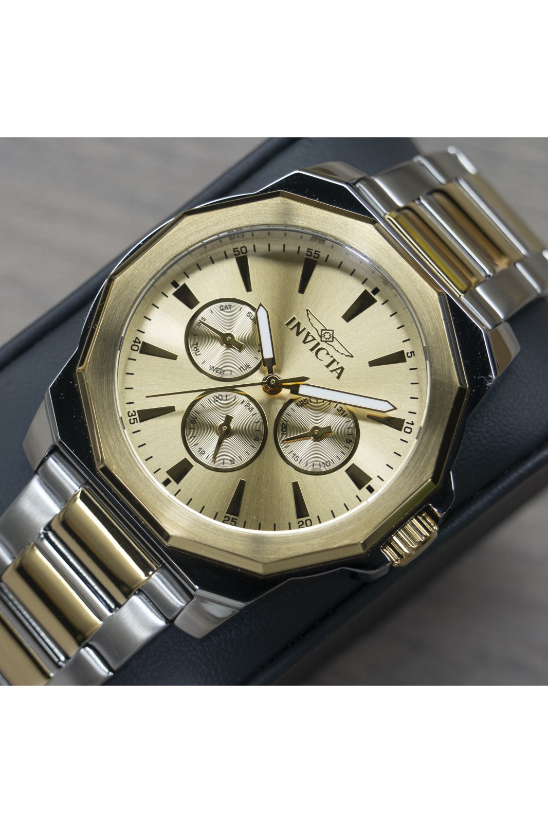 Invicta Speedway 46846 Men's Watch - Quartz Movement - Stainless Steel with Gold Dial - 42 mm