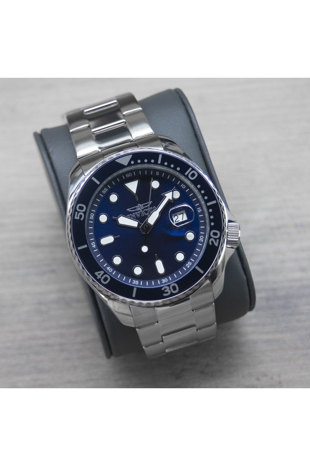 Invicta Pro Diver 47158 Men's Watch - Quartz Movement - Stainless Steel with Blue Dial - 46 mm