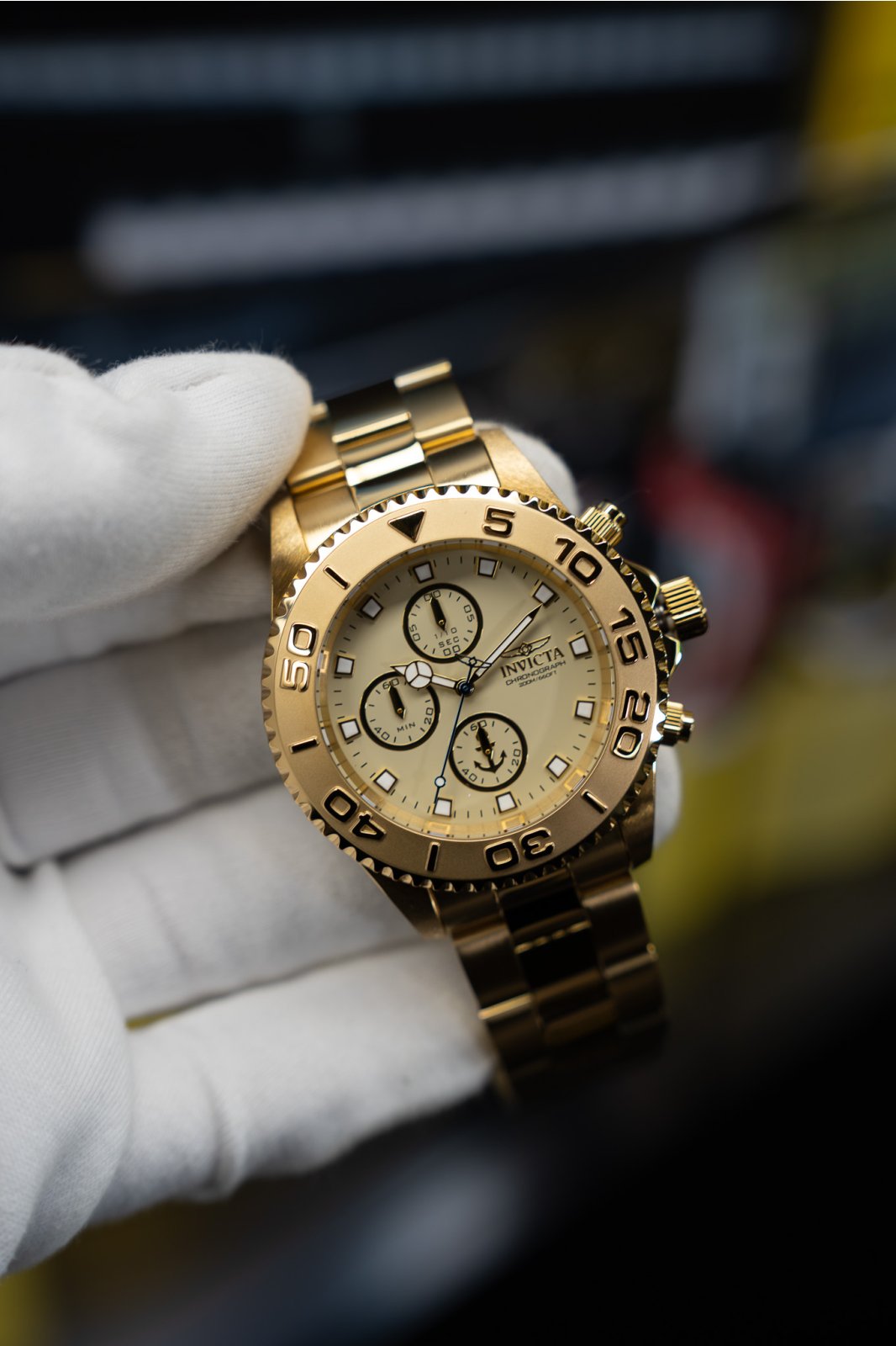 Invicta Ocean Voyage 47654 Miesten Kello - Kvartsikoneisto - Ruostumaton Teräs Kultaisella Taululla - 43 mm
