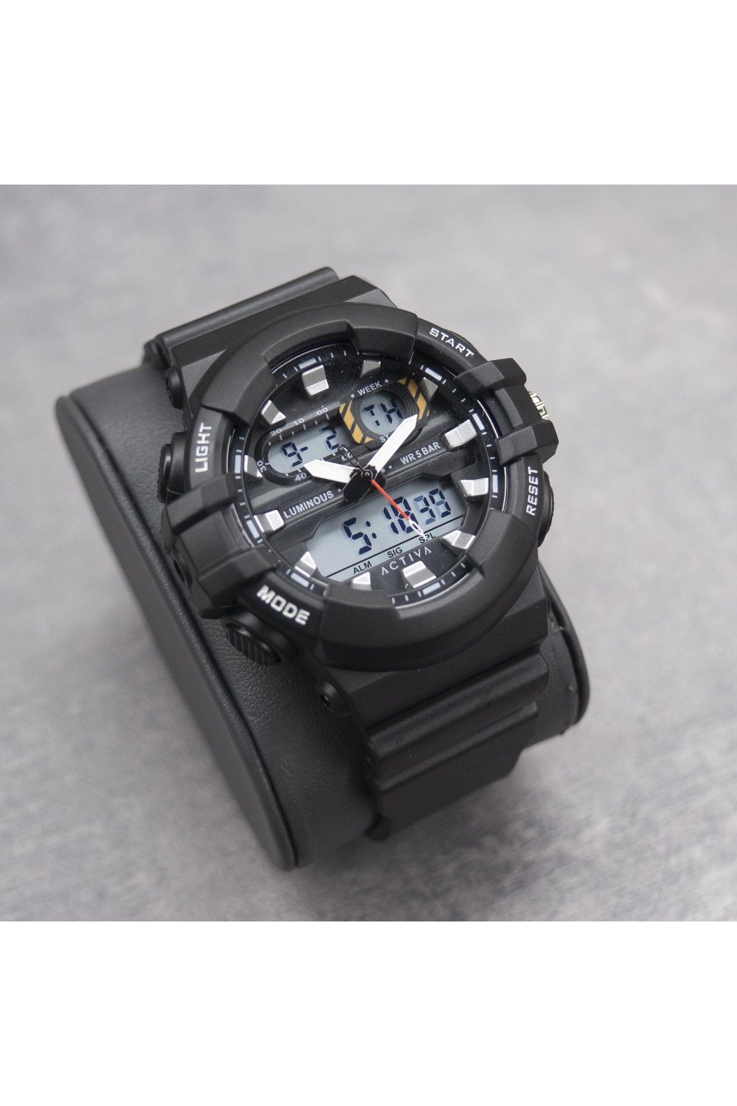Activa Digital ACW496-001 Reloj de hombre - Movimiento de cuarzo - Plástico con esfera negra - 50 mm