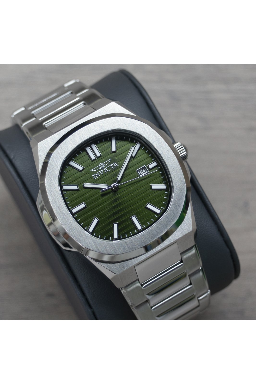 Invicta Speedway 48323 Reloj de Hombre - Movimiento de Cuarzo - Acero Inoxidable con Esfera Verde - 41 mm