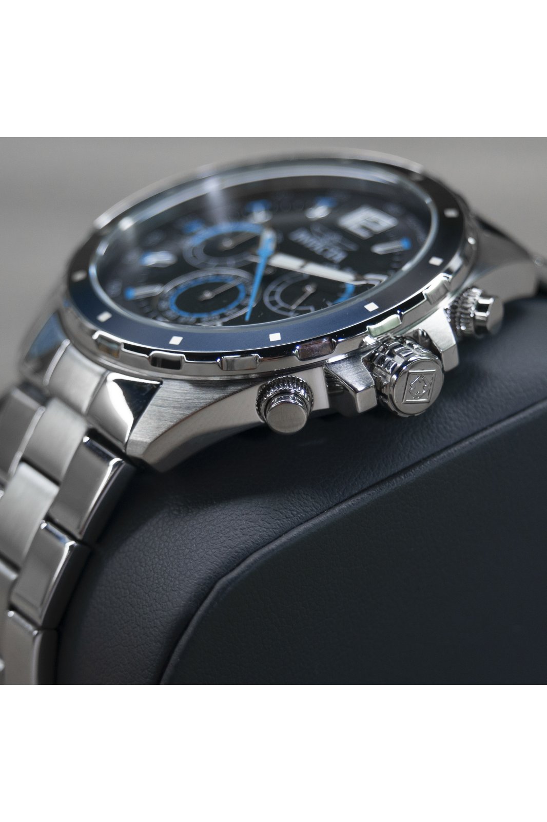 Invicta Speedway 49364 Men's Watch - Quartz Movement - Stainless Steel with Black Dial - 44 mm