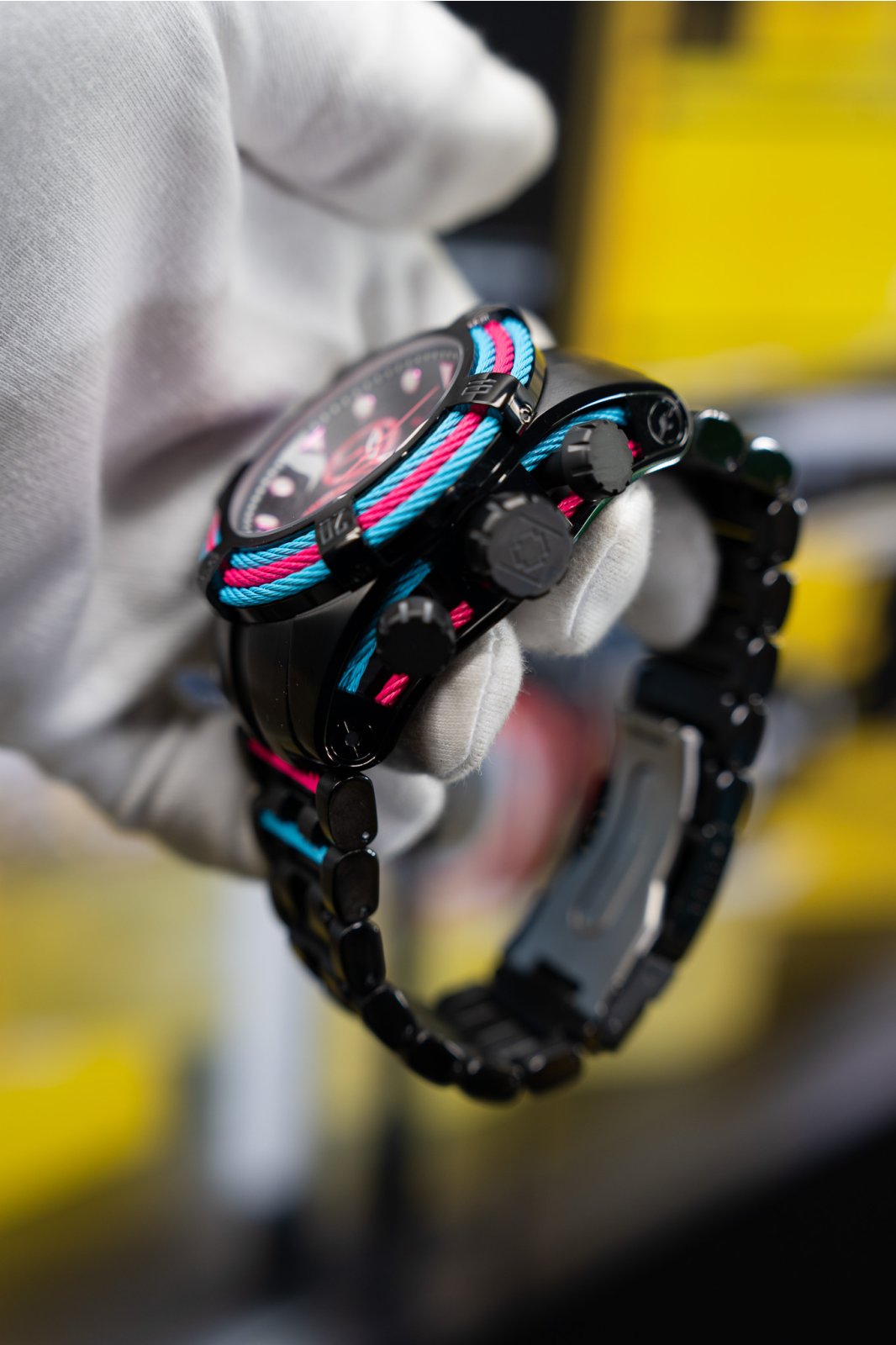 Invicta Bolt 48605 Miesten Kello - Kvartsikoneisto - Ruostumaton Teräs Mustalla Taululla - 53 mm - South Beach Edition