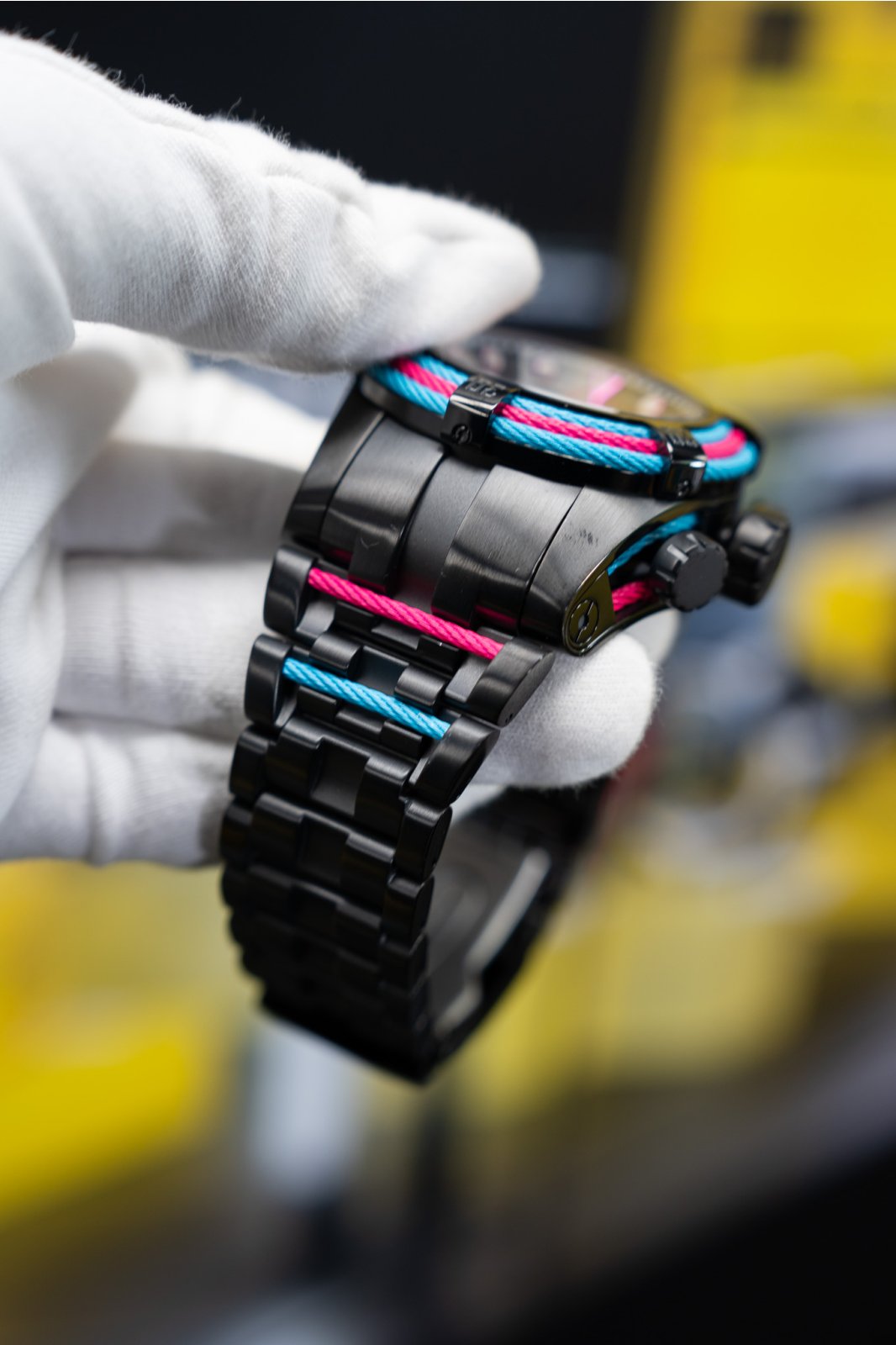 Invicta Bolt 48605 Miesten Kello - Kvartsikoneisto - Ruostumaton Teräs Mustalla Taululla - 53 mm - South Beach Edition