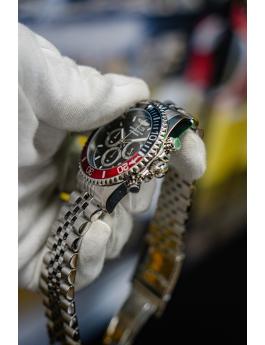 Invicta Pro Diver 49838 Herrenuhr - Quarzwerk - Edelstahl mit schwarzem Zifferblatt - 43 mm