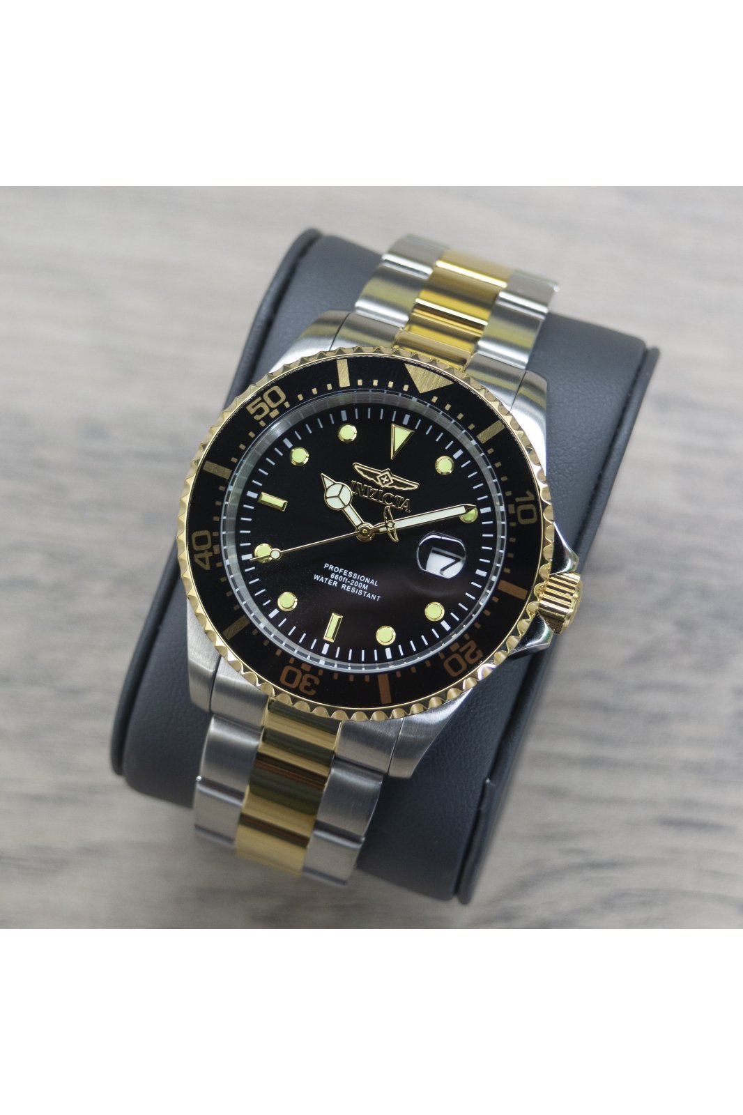 Invicta Pro Diver 22057 Reloj de Hombre - Movimiento de Cuarzo - Acero Inoxidable con Esfera Negra - 43 mm