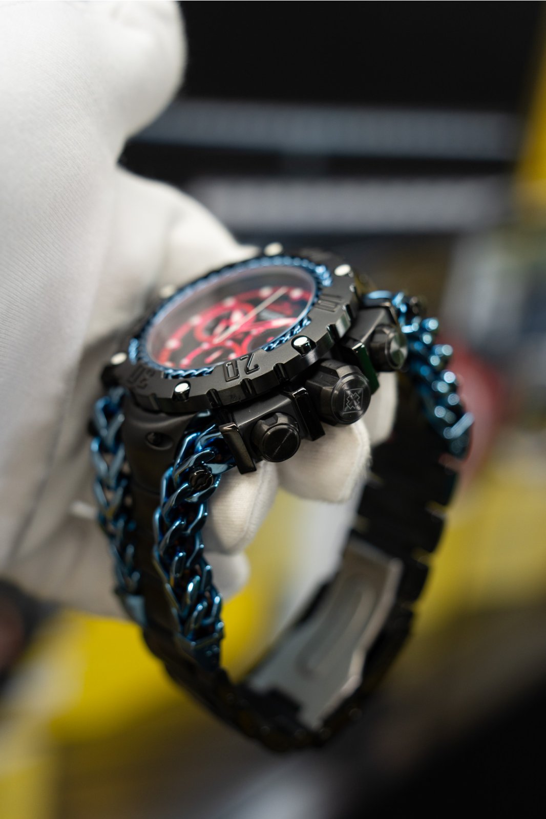 Invicta Gladiator 48611 Reloj de Hombre - Movimiento de Cuarzo - Acero Inoxidable con Esfera Rosa - 58 mm - Edición South Beach