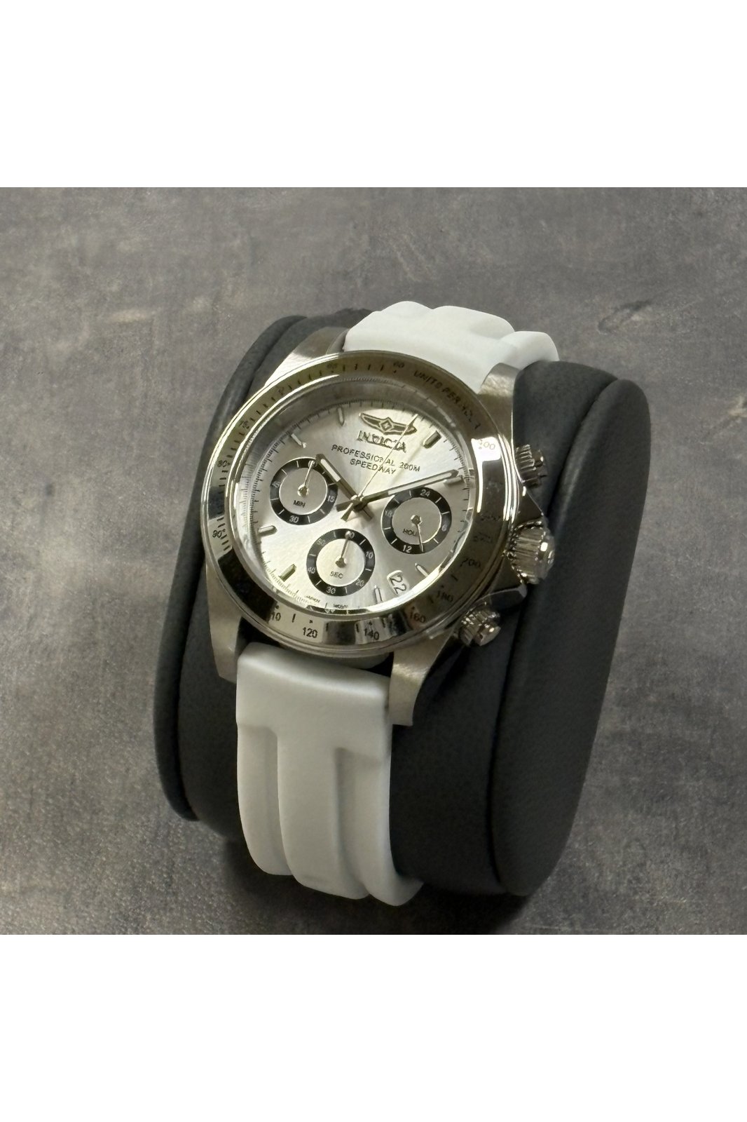 Invicta Speedway 50488 Men's Watch - Quartz Movement - Stainless Steel with Silver Dial - 40 mm