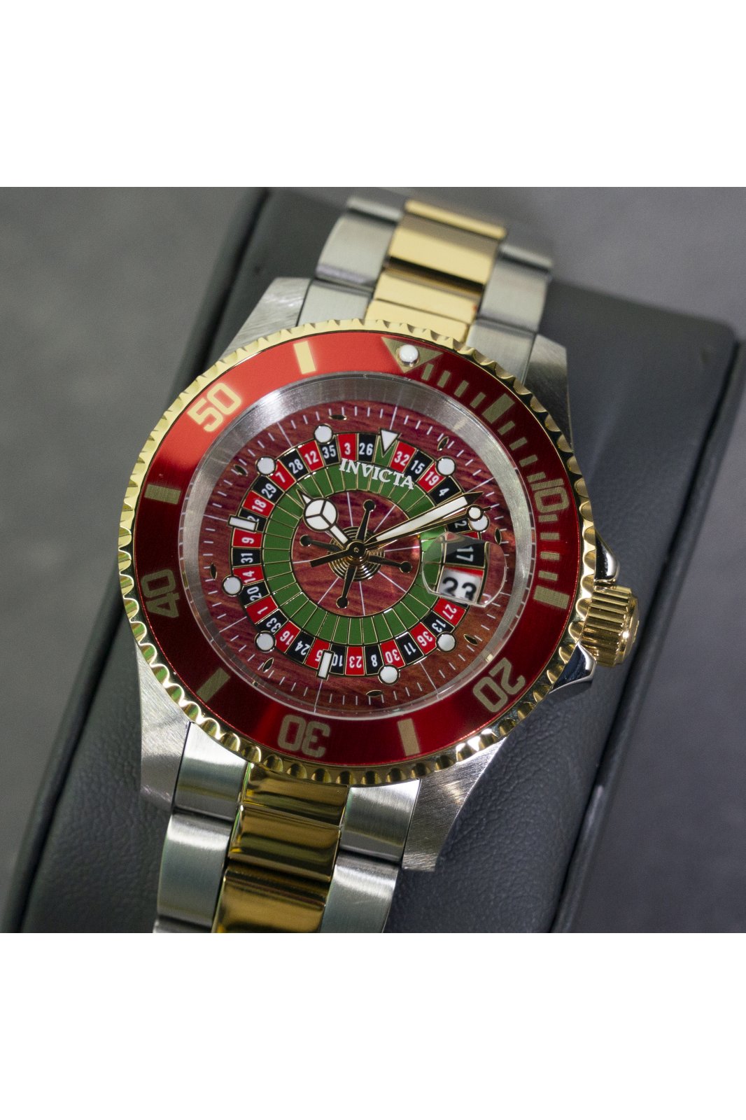 Invicta Pro Diver 50521 Ceas pentru bărbați - Mecanism Quartz - Oțel inoxidabil cu cadran roșu - 40 mm