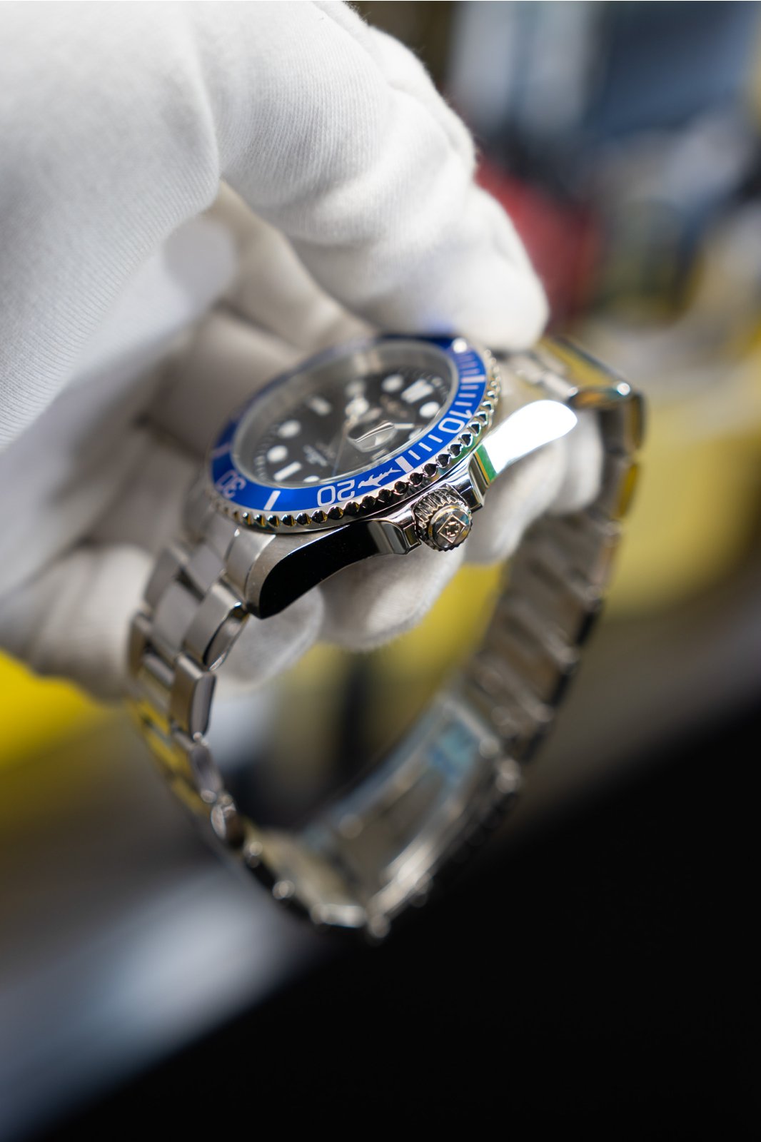 Invicta Pro Diver 50828 Moška ura - Quartz mehanizem - Nerjaveče jeklo s črnim številčnico - 42 mm