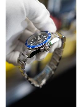 Invicta Pro Diver 50828 Moška ura - Quartz mehanizem - Nerjaveče jeklo s črnim številčnico - 42 mm