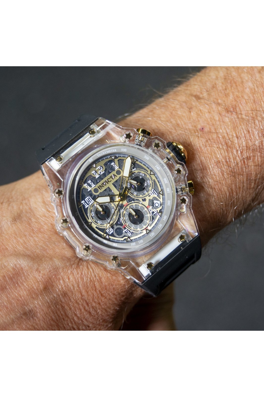 Invicta Racing 69690 Montre Homme - Mouvement Quartz - Acrylique avec Cadran Argenté - 43 mm