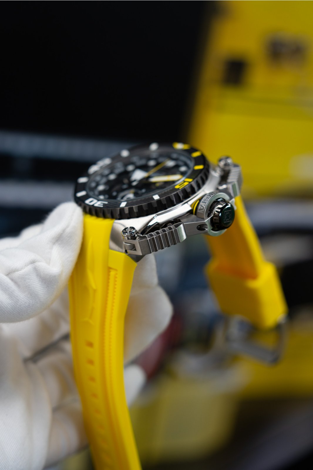 Invicta Sea Hunter 49625 Reloj de Hombre - Movimiento de Cuarzo - Acero Inoxidable con Esfera Gris - 57 mm