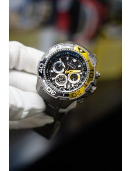 Invicta Ti-22 49492 Reloj para Hombre - Movimiento de Cuarzo - Titanio con Esfera Negra - 48 mm