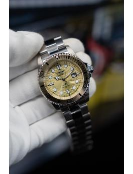 Invicta Pro Diver 50892 Miesten kello - Kvartsikoneisto - Ruostumaton teräs beigen kellotaulun kanssa - 42 mm