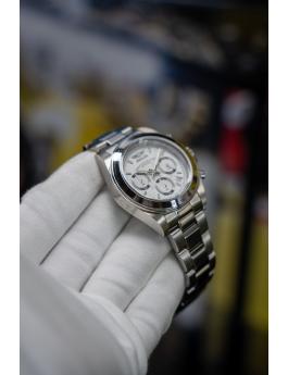Invicta Speedway 9211 Relógio Masculino - Movimento Quartz - Aço Inoxidável com Mostrador Branco - 39 mm