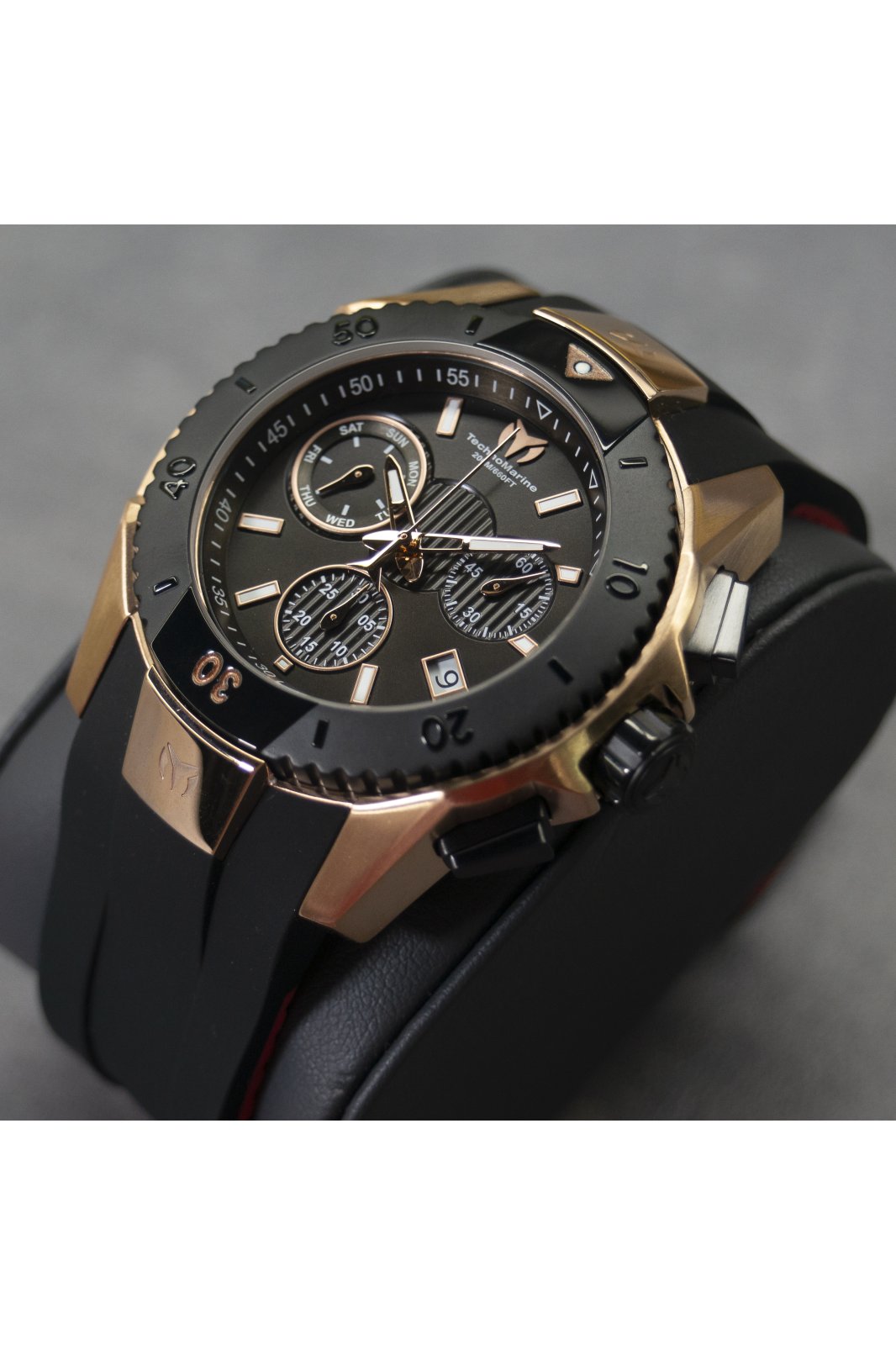 TechnoMarine UF6 TM-616005 Reloj para Hombre - Movimiento de Cuarzo - Acero Inoxidable con Esfera Negra - 48 mm