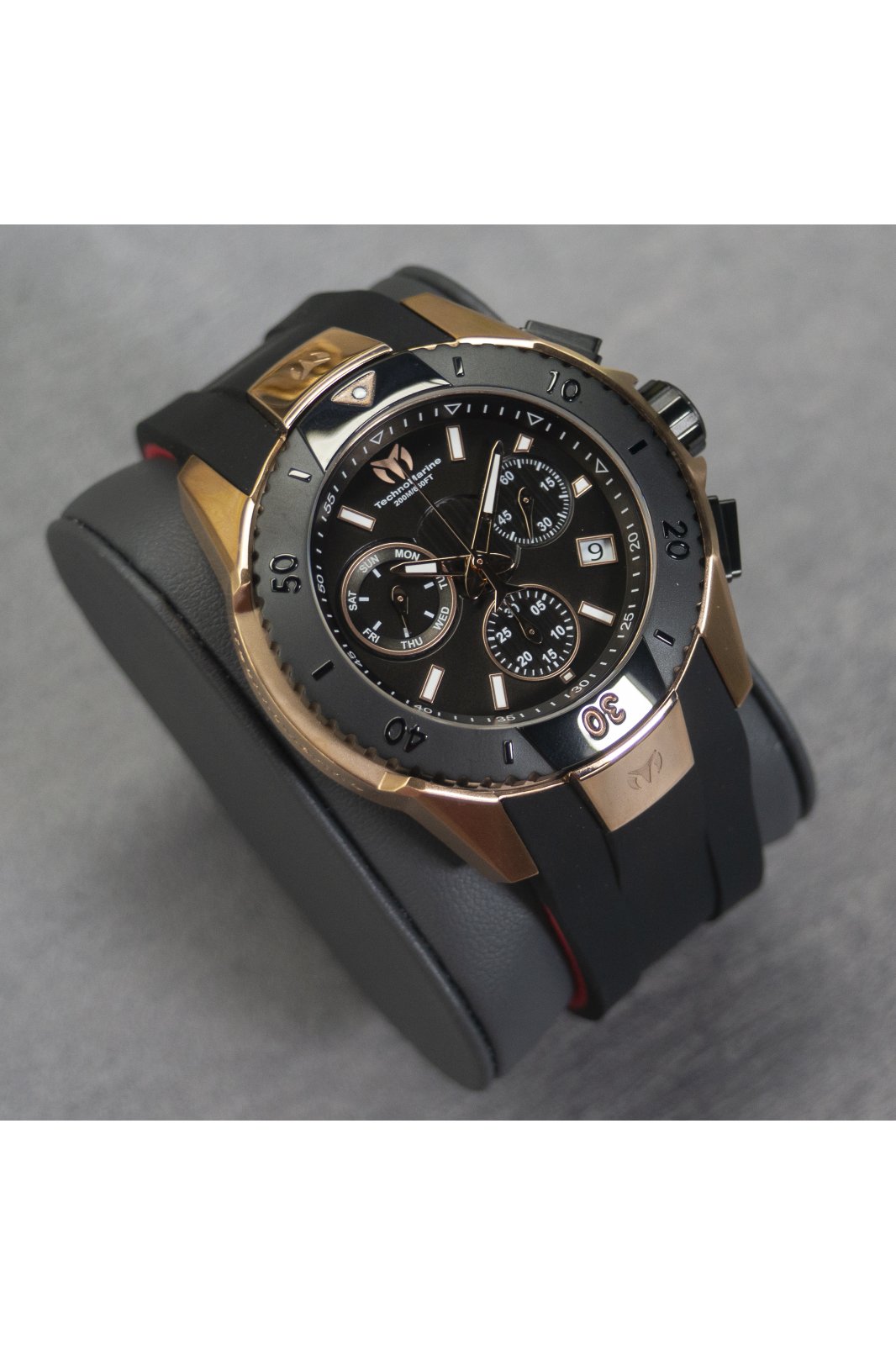 TechnoMarine UF6 TM-616005 Reloj para Hombre - Movimiento de Cuarzo - Acero Inoxidable con Esfera Negra - 48 mm